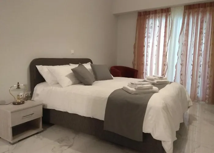 V17 Syntagma Studio